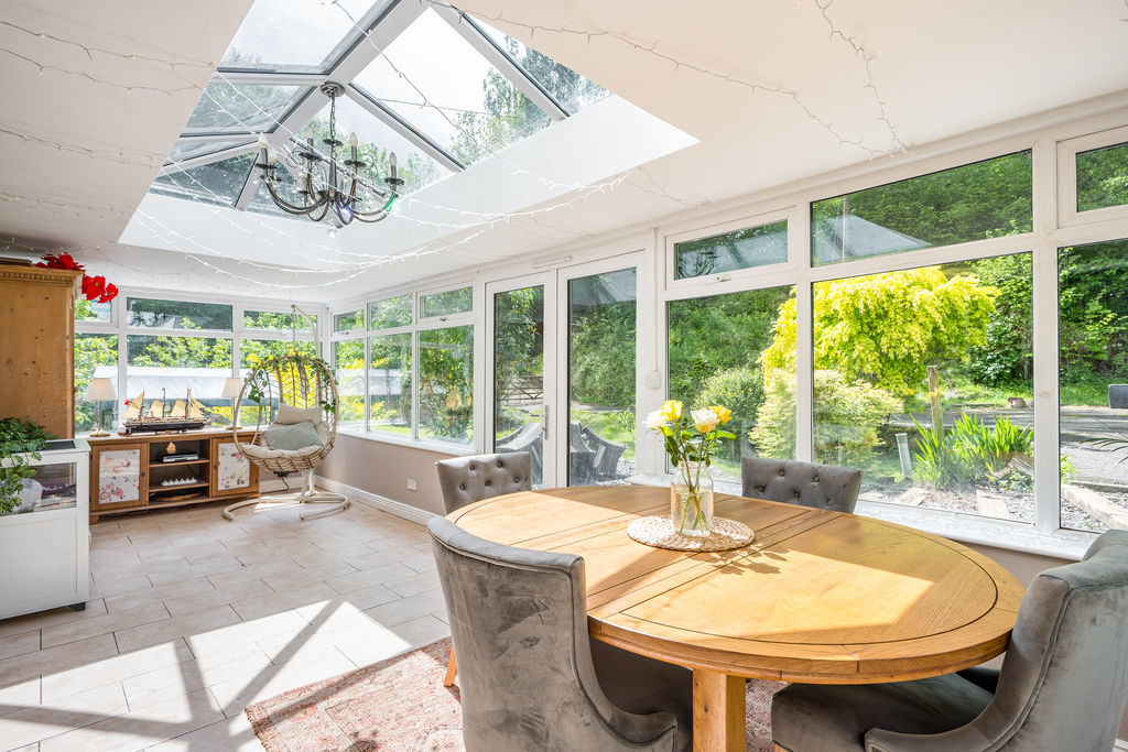 Sun Room- click for photo gallery